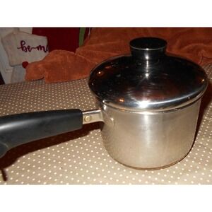 Vintage Revere Ware 1.5 Quart Copper Bottom Pot W clAD Pre 1968